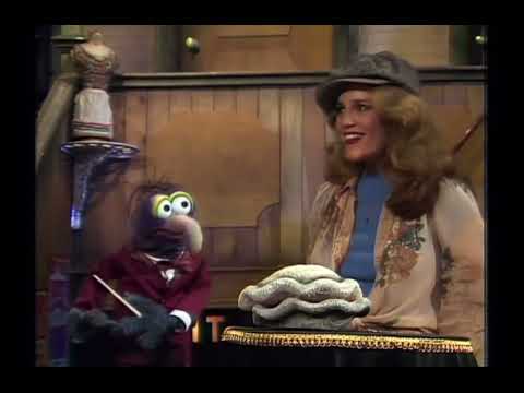 The Muppet Show - 209: Madeline Kahn - Backstage #1 (1977)