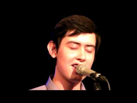 36. Piotr Tłustochowicz - "Tango jesienne" - 48 SFP w Krakowie (2012 r.)