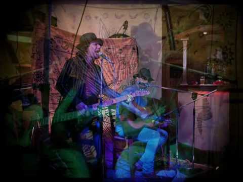 ZUCCHERATI-OVERDOSE D'AMORE LIVE (fotoslide)VIDEO 2013.wmv