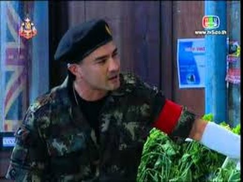 ค้อนของ ธ อร์ที่จะซื้อทอง ความอ่อนแอความช่วยเหลือผู้หญิง
