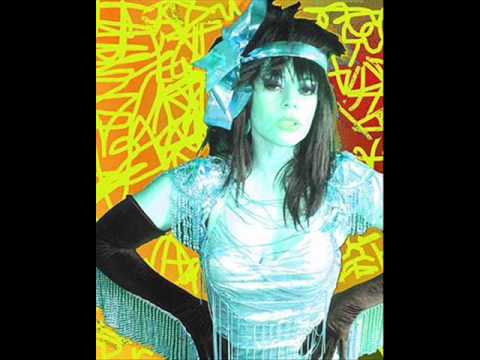 Ray Mang (featuring Lady Kier) - Bulletproof