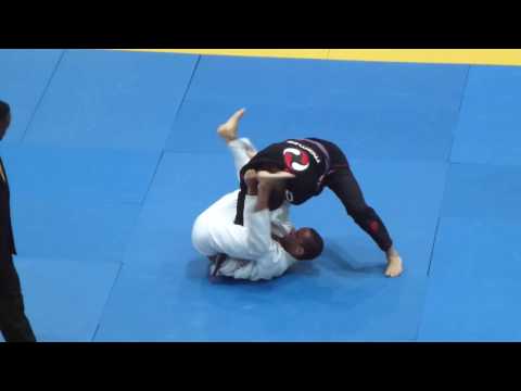 Tarik Hopstock vs Caio Felipe Ferrerra Da Silva - IBJJF European Open 2016 - Purple Adult - Middle