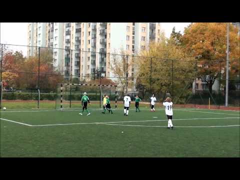 23 październik 2011r  mecz ligowy CWKS Legia LKS Naprzód Zielonki 12 1