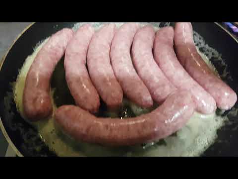 Stoemp aux carottes et saucisses by VDB. Une spécialité belge❤