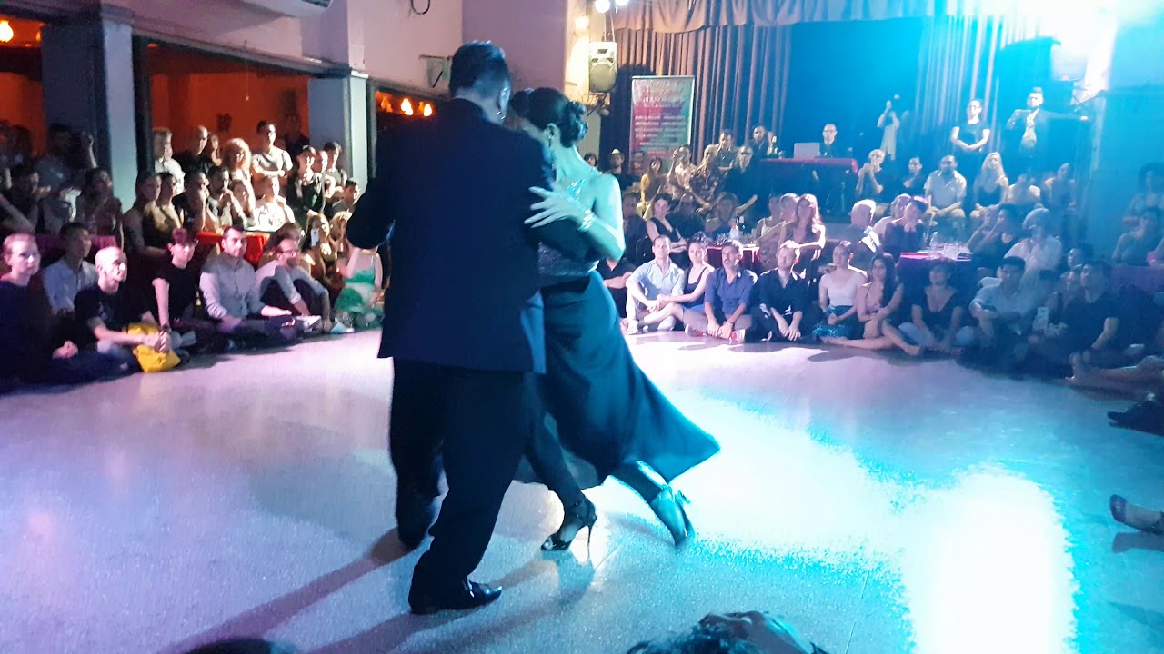 MARIANO "CHICHO" FRUMBOLI y MOIRA CASTELLANO en Viva La Pepa Milonga (2/3) Buenos Aires 2020