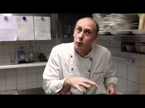 Klassenbeste Rezepte 22: Omas Baiser Torte mit Stachelbeere