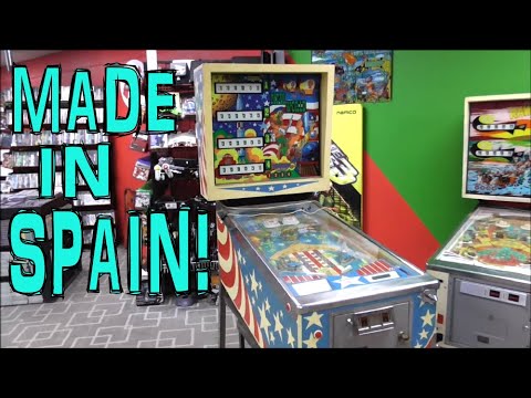 Working on a Customer's 1976 "New World" Playmatic Pinball Machine - Made In Spain!