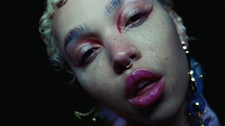 Musik-Video-Miniaturansicht zu Tears In The Club Songtext von FKA twigs