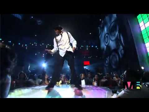 Chris Brown Ft. Rihanna - Live - Wall To Wall _ Umbrella HD