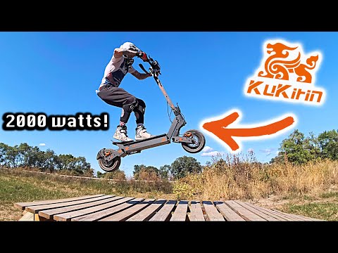 The 2024 Kukirin G4 E-Scooter Dominates The Trails And Jumps!