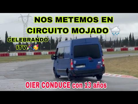 METO FURGONETA A CIRCUITO con mis HIJOS 🤣 CONDUCE OIER con 13 AÑOS primera vez 🚀😵 y REPRO CHIP