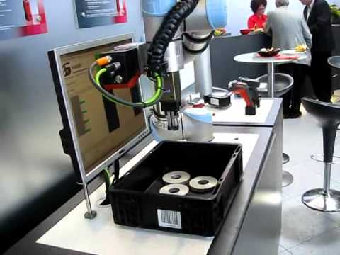 Senzor Leuze - automatizari industriale