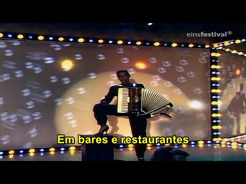 Grace Jones - I've Seen That Face Before (Libertango) (Tradução)