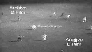 127 AÑOS DE GLORIA -1967 Peñarol en su Gira Europea Gol de Spencer al Celtic tras pase de Forlan