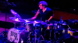 Yeah Yeah Yeahs - Mystery Girl