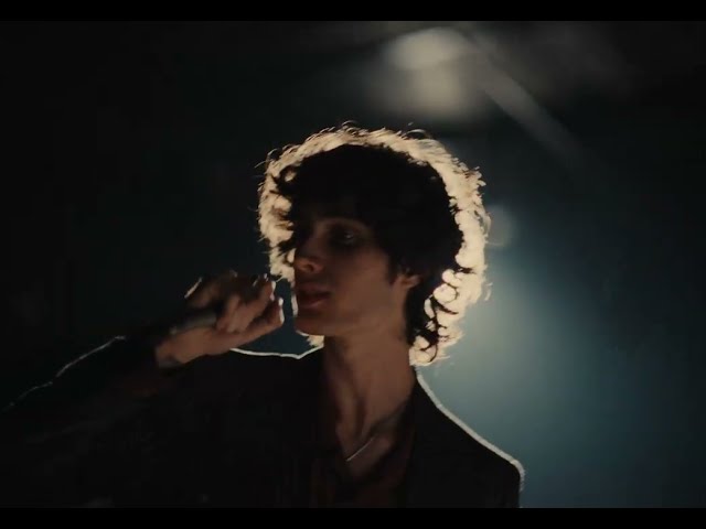 Video zu '12 To 12' ansehen