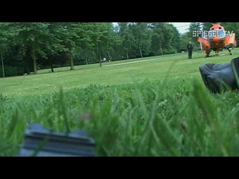 Spiegel TV - Polizist greift Kameramann an - Einschränkung der Pressefreiheit in NRW