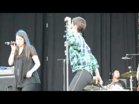 Vega y Mäbu - Mejor mañana (Festival de la Luz 2012)