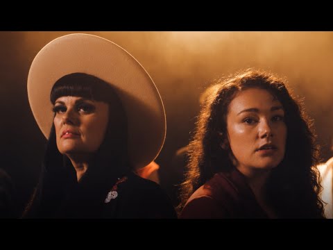 Jenny Mitchell – Trouble Finds a Girl ft. Tami Neilson (Official Music Video)