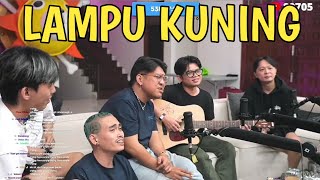 Download lagu Uan Juicy Luicy - Lampu Kuning (LIVE) ft A4A Clan Reza Arap mp3 Download lagu Uan Juicy Luicy - Lampu Kuning (LIVE) ft A4A Clan Reza Arap mp3