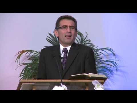 "Isus, piatra de poticnire, mai neprihăniţi ca fariseii!" - Pastor Valentin Dănăiaţă