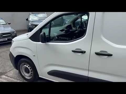 Peugeot Partner ACTIVE 1.5 €11341.46+VAT=€13950 - Image 2