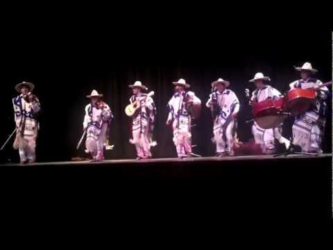 Grupo Tumbiecha - Arriba Pichátaro (el ponte duro)