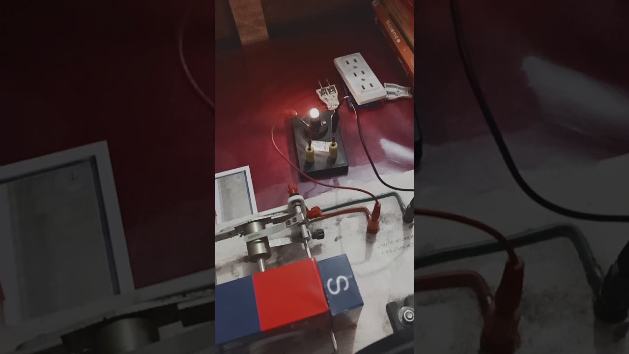 Simple electric generator for science 10 experiment