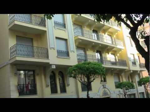 Burgess: Un petit tour dans la rue Grimaldi