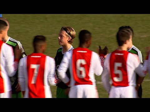 Ajax B1 op bezoek bij Feyenoord