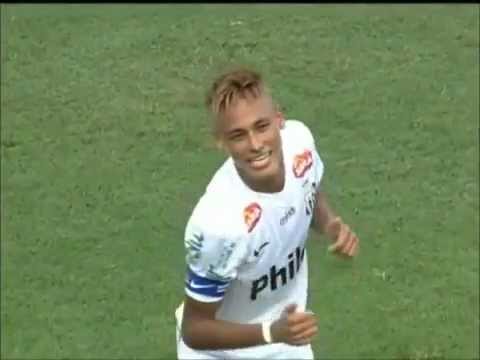 Neymar Dançando AH LELEK LEK LEK ⢪⢫ Passinho do Volante - 2013 -