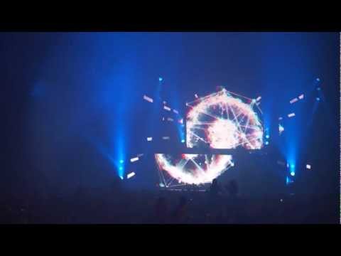 Nillionaire with Kangaroo - Sander Van Doorn and Julian Jordan (Alesso Live at Haunted Coliseum)
