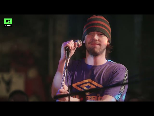 Video zu 'Flue I Et Spind' ansehen