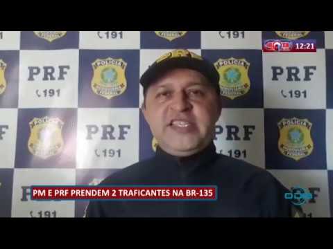 PM e PRF prendem 2 traficantes na BR-135 (06 05 20)