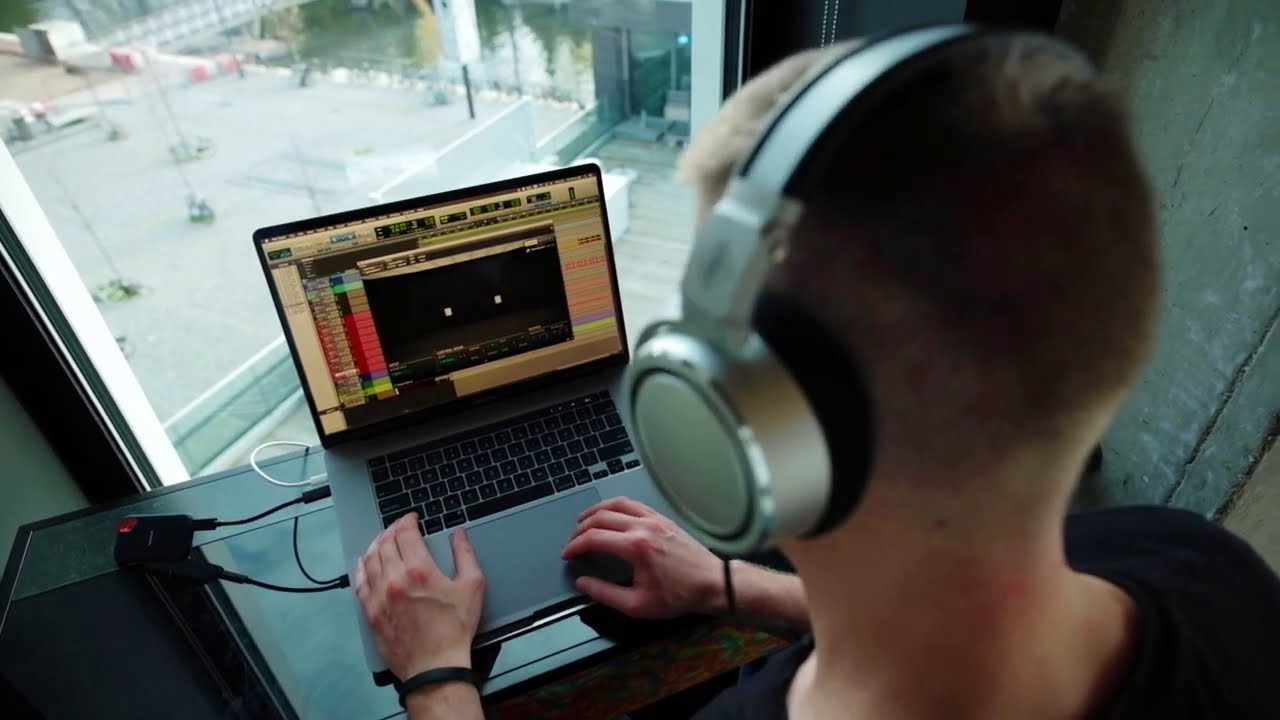 Video 72e5ab8e-5fc9-462c-bbb4-1c4f0fd51ff6