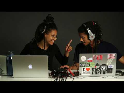 Mick Moon & Yasmyn kaverdavad laivis rahvalaulu