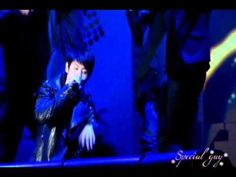 [FANCAM] 101217 Yoseob - Special @ Lotte World #6