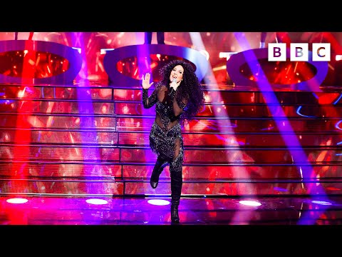 AMAZING Cher tribute act performance 🤩 I Can See Your Voice - BBC
