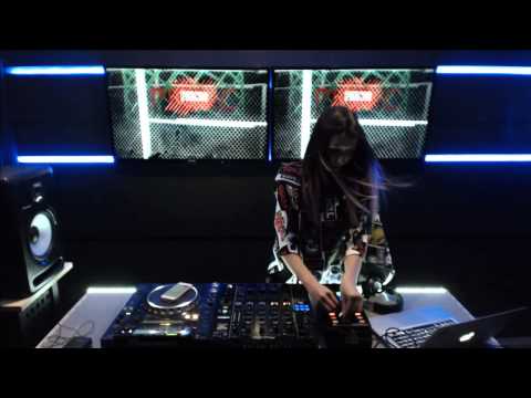 Miss Monique - Live @ Radio Intense 13.05.2015