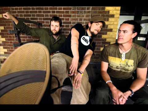 John Butler Trio - Life ain't what it seems