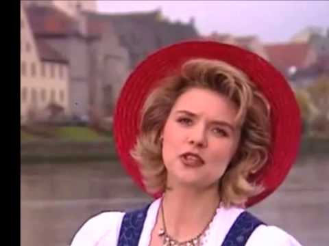 World Pop Music (Selection) ----- Mama Theresa (Angela Wiedl)