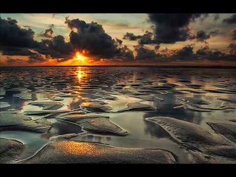 Dj Ganyani ft Hloni Ntoni