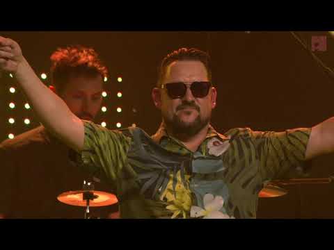 in the club - ramon feat. carl avory