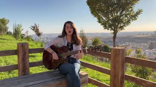Musik-Video-Miniaturansicht zu Ele Layık Songtext von Eslem Aktürk