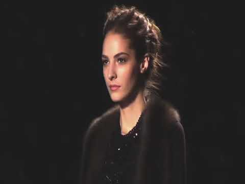 OSCAR DE LA RENTA FEB  6, 2006