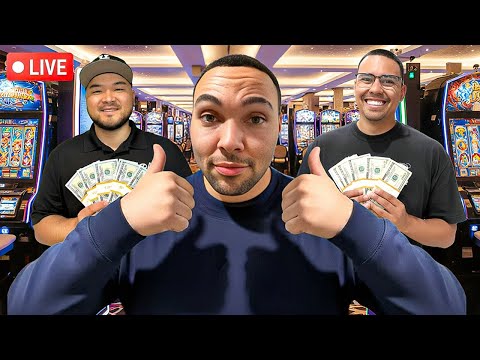 The Most INSANE God Roll You’ll Ever See On Live  ￼ReggieMush And Bluff Are Live On Saturday Night. 