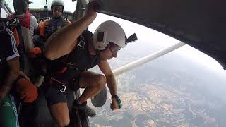Skydiving B-License - 7th jump / Parachutisme Brevet B2 - 7eme saut