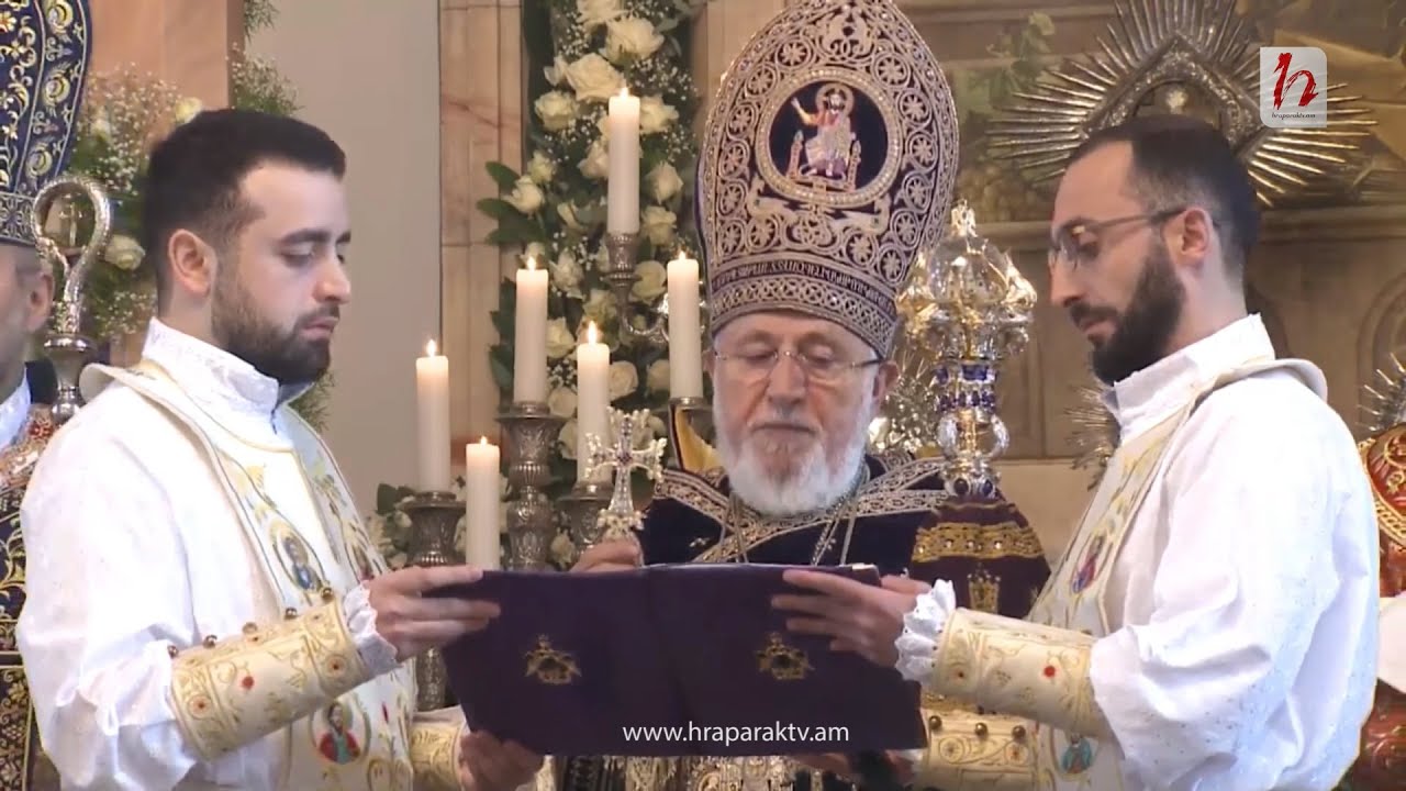 Վեհափառը կարդաց Սուրբ Բարսեղ Կեսարացու ջրօրհնյաց աղոթքը