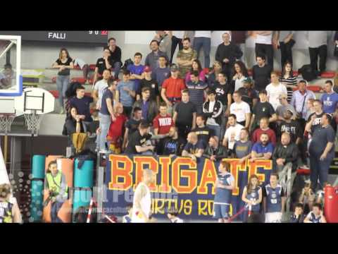 Il tifo delle Brigate in Virtus Roma-Recanati, Playout Gara 1 Serie A2 15/16