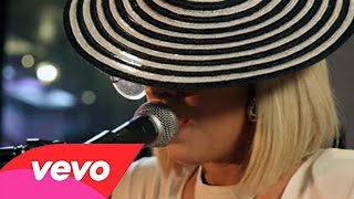 Lady Gaga - Poker Face (Live at Live Lounge with Jo Whiley)